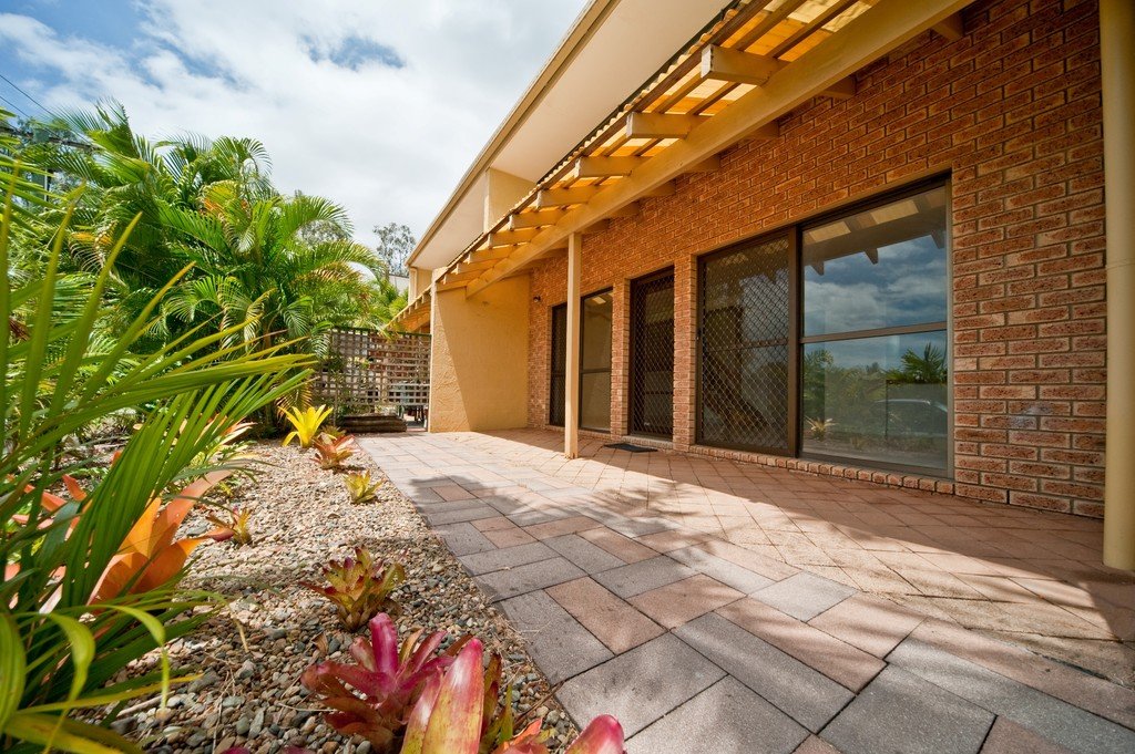 1/4 Salmon Street CANNONVALE 5