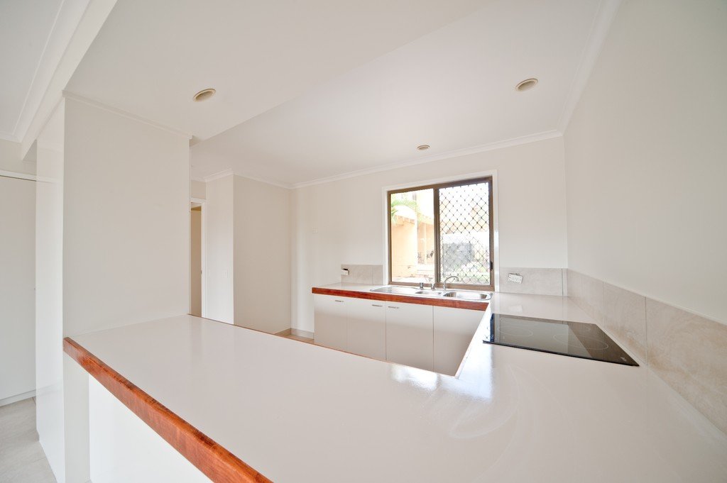 1/4 Salmon Street CANNONVALE 7