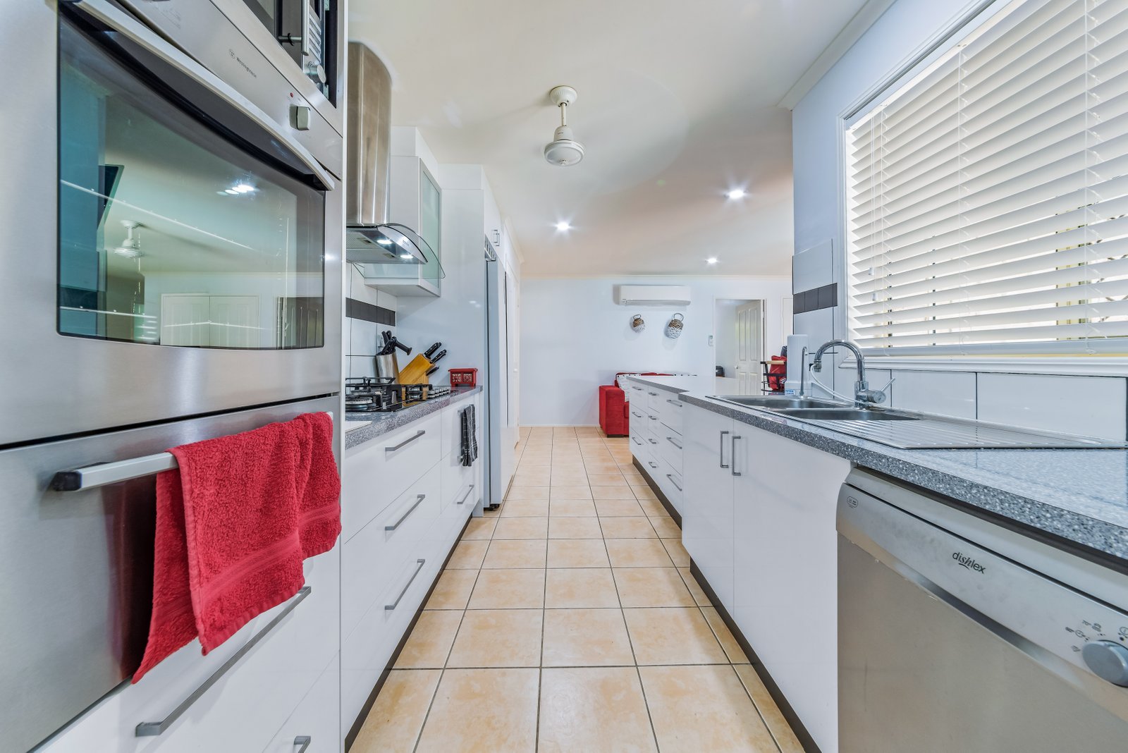 14 Sanctuary Ave  JUBILEE POCKET 11