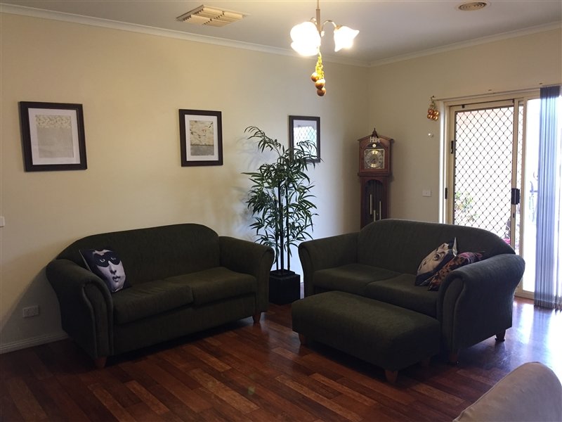 14 Saxby Drive STRATHFIELDSAYE 3