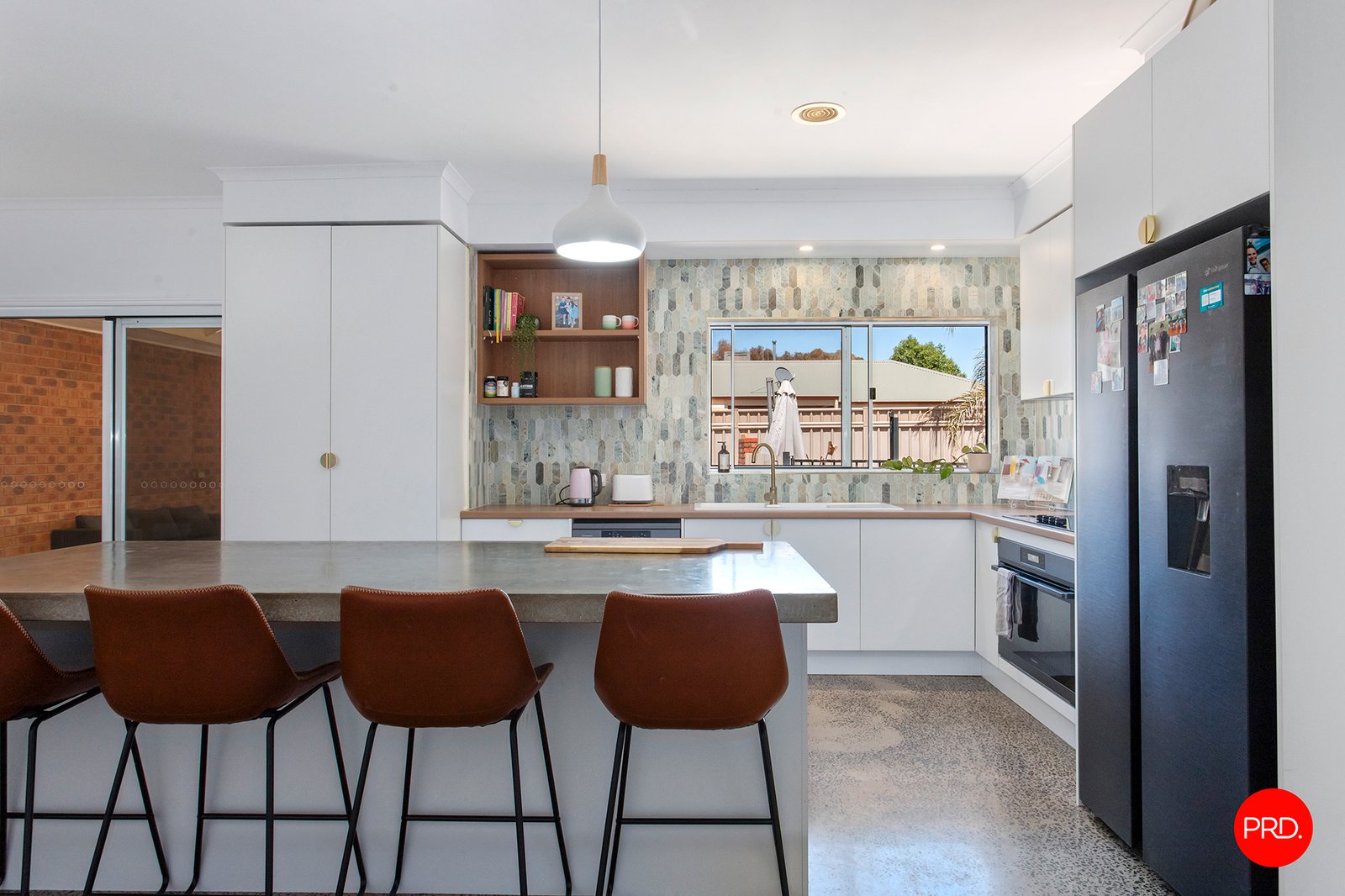 14 Saxby Drive STRATHFIELDSAYE 4