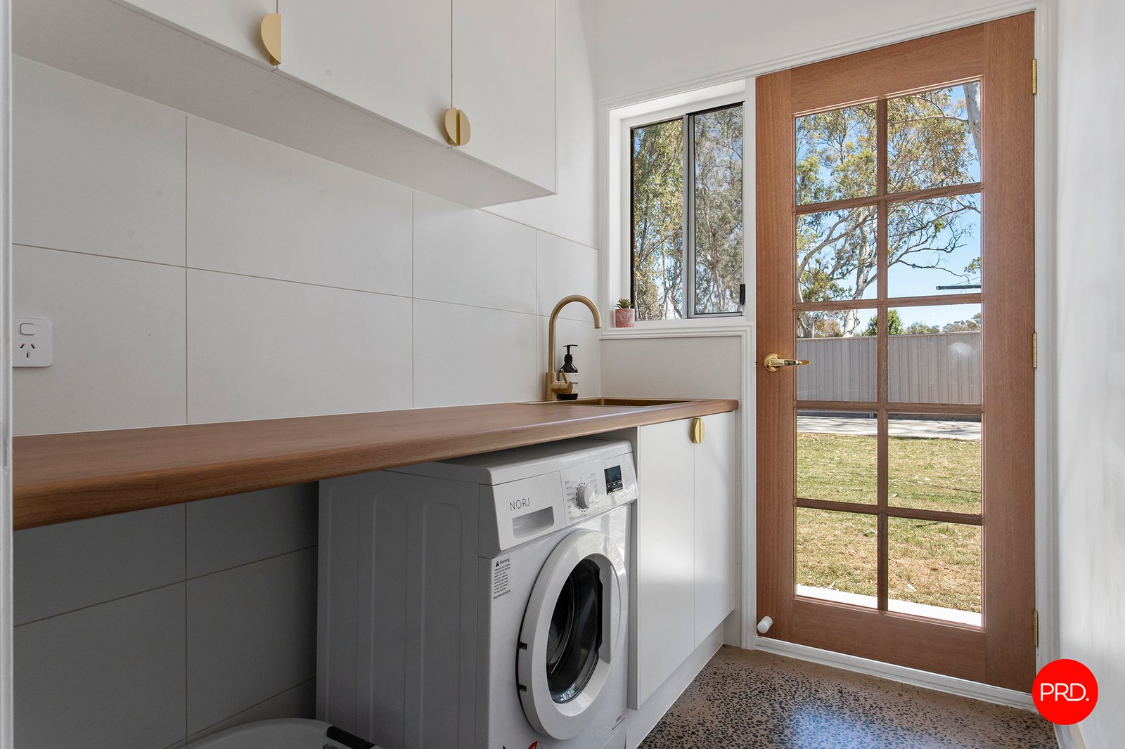 14 Saxby Drive STRATHFIELDSAYE 19