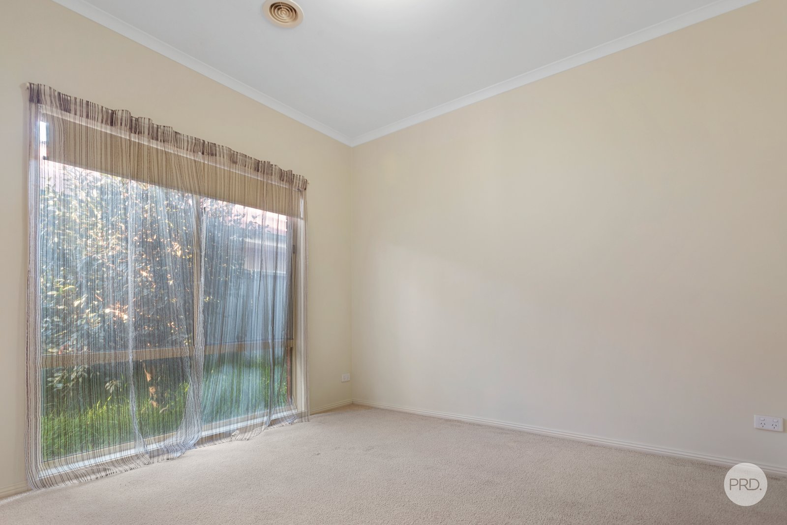 14 Saxby Drive STRATHFIELDSAYE 10