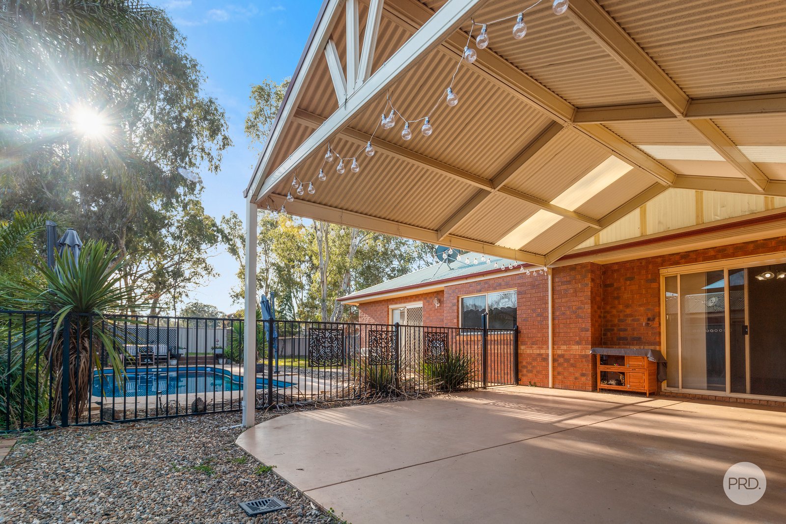 14 Saxby Drive STRATHFIELDSAYE 13