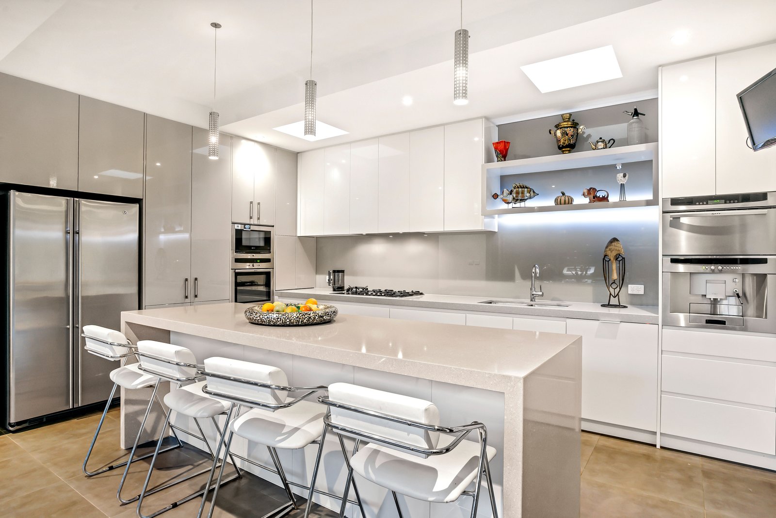 Gallery: 14 Seaview Crescent