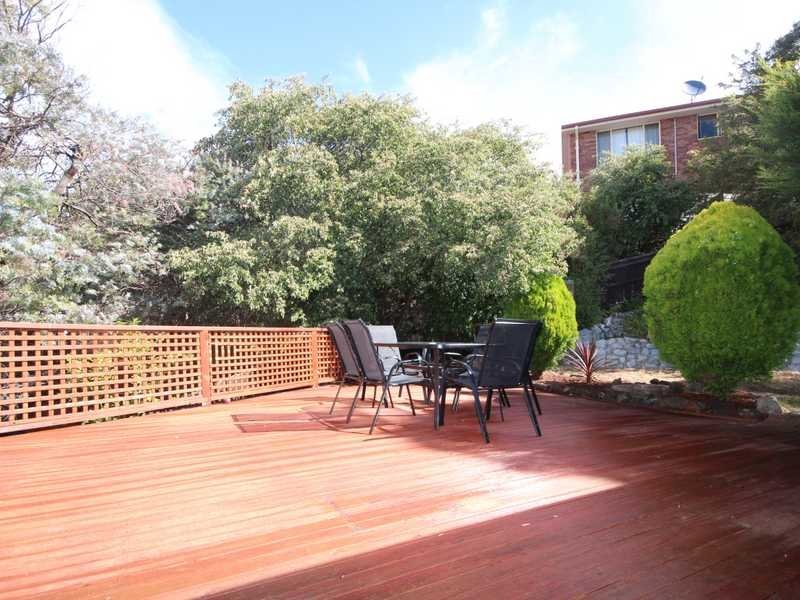14 Selby Place BERRIEDALE 6