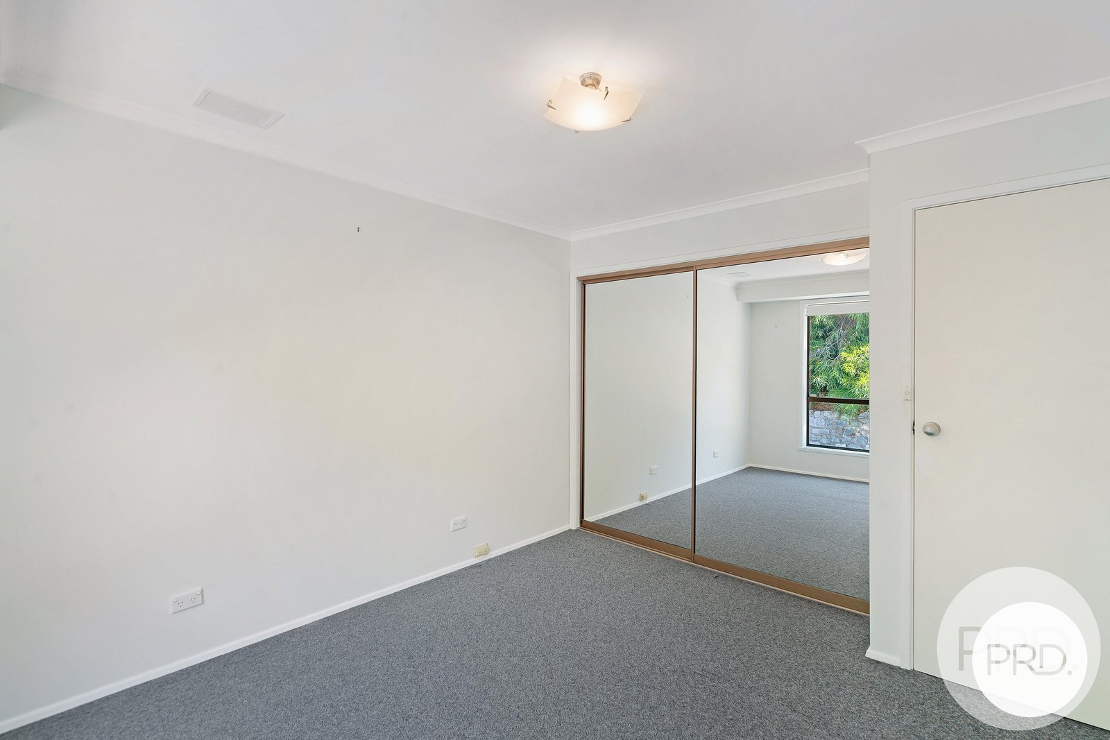 14 Selby Place BERRIEDALE 4