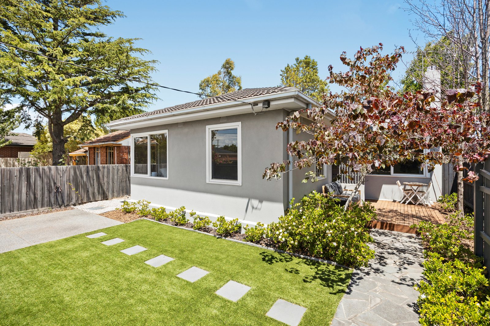 Gallery: 1/4 Short Street