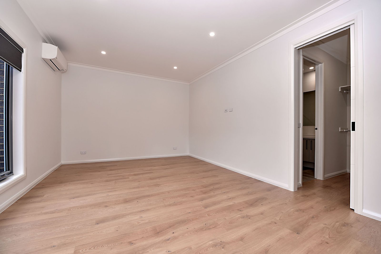 Gallery: 1/4 Sinclair Street