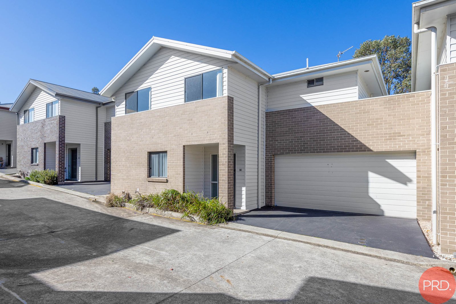 14 Skylark Avenue THORNTON 9