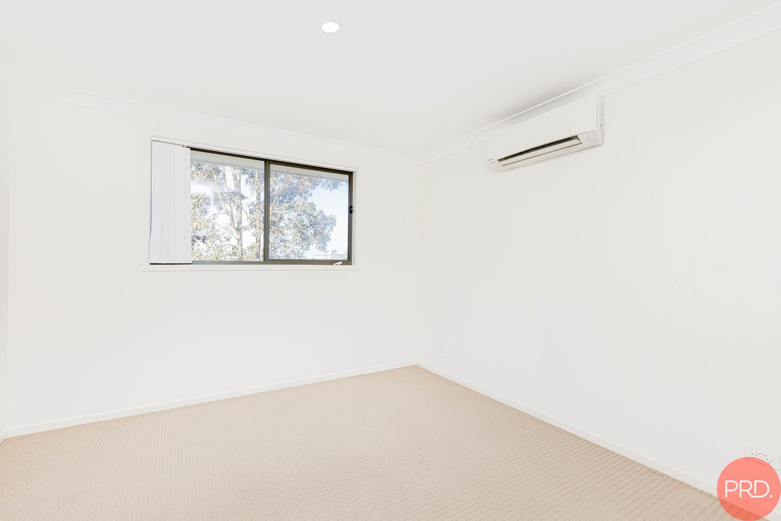 14 Skylark Avenue THORNTON 10