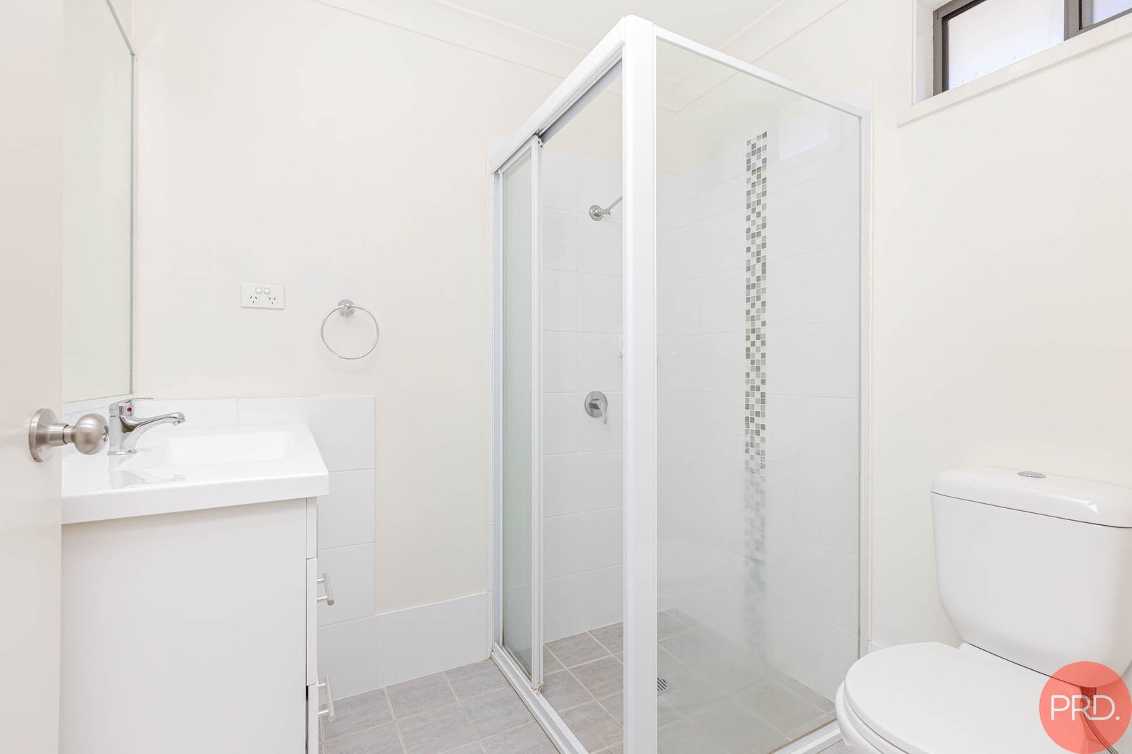 14 Skylark Avenue THORNTON 13