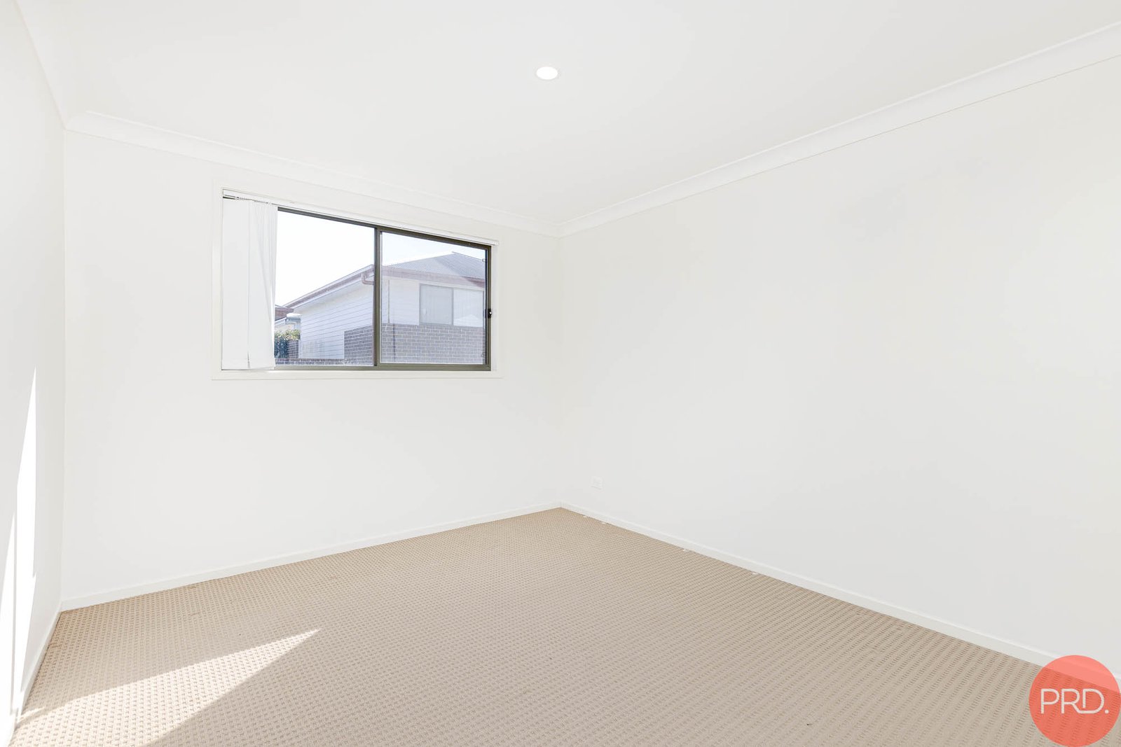 14 Skylark Avenue THORNTON 16