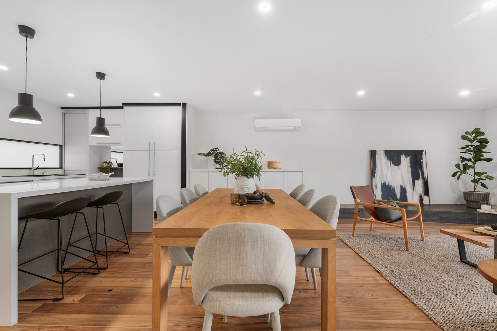 Gallery: 1/4 Small Street