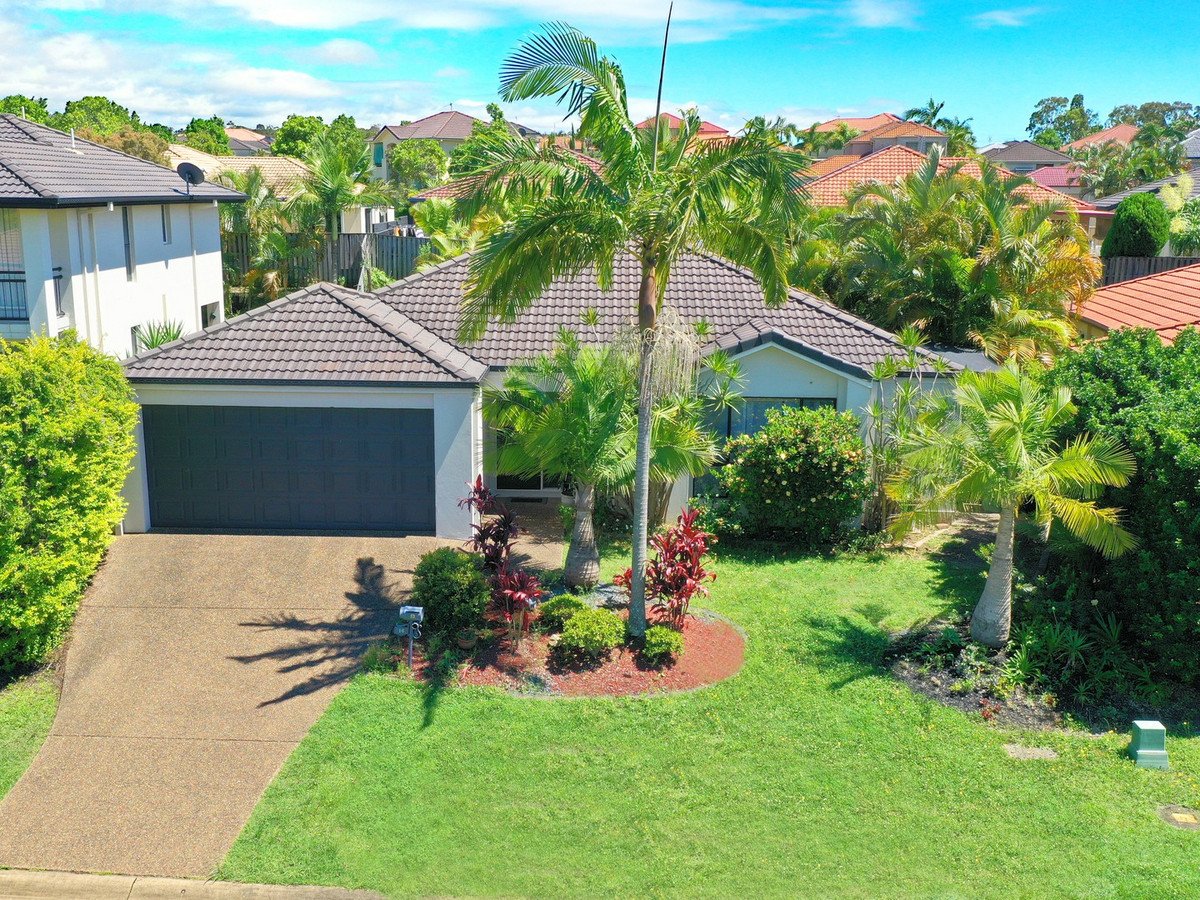 14 Solitaire Place Robina 2
