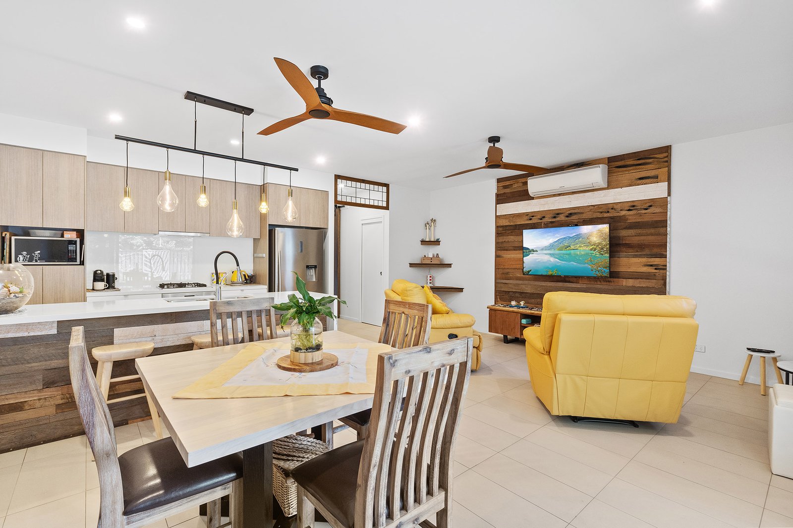 14 Sorrento Street HOPE ISLAND 5