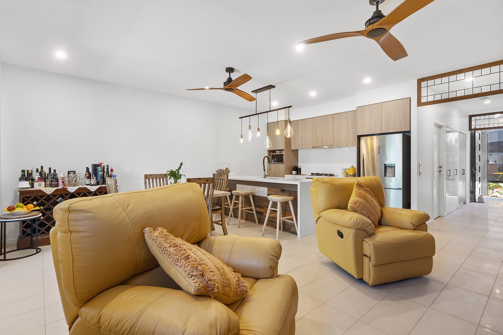 14 Sorrento Street HOPE ISLAND 6