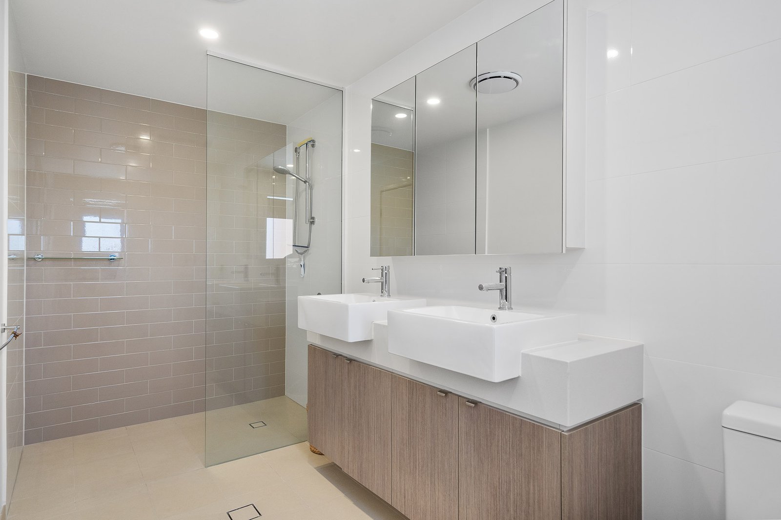 14 Sorrento Street HOPE ISLAND 10