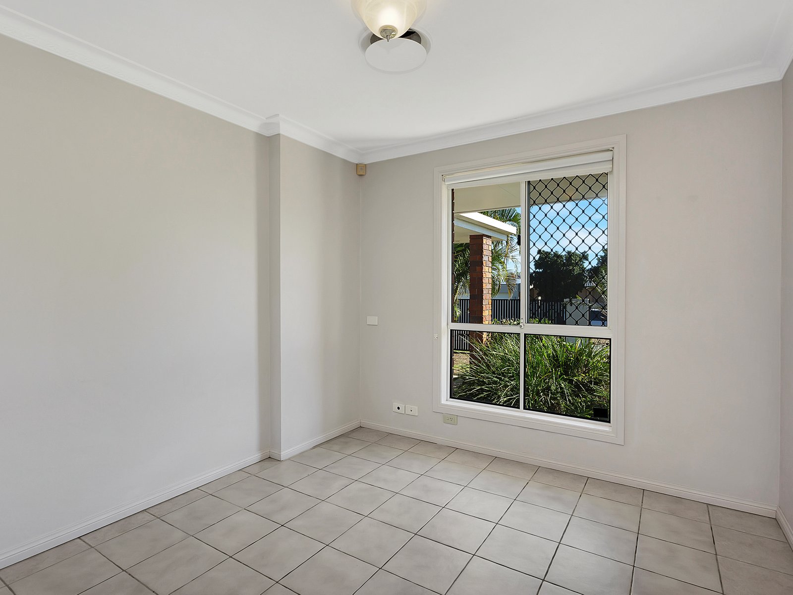 14 Spinebill Street BURLEIGH WATERS 14