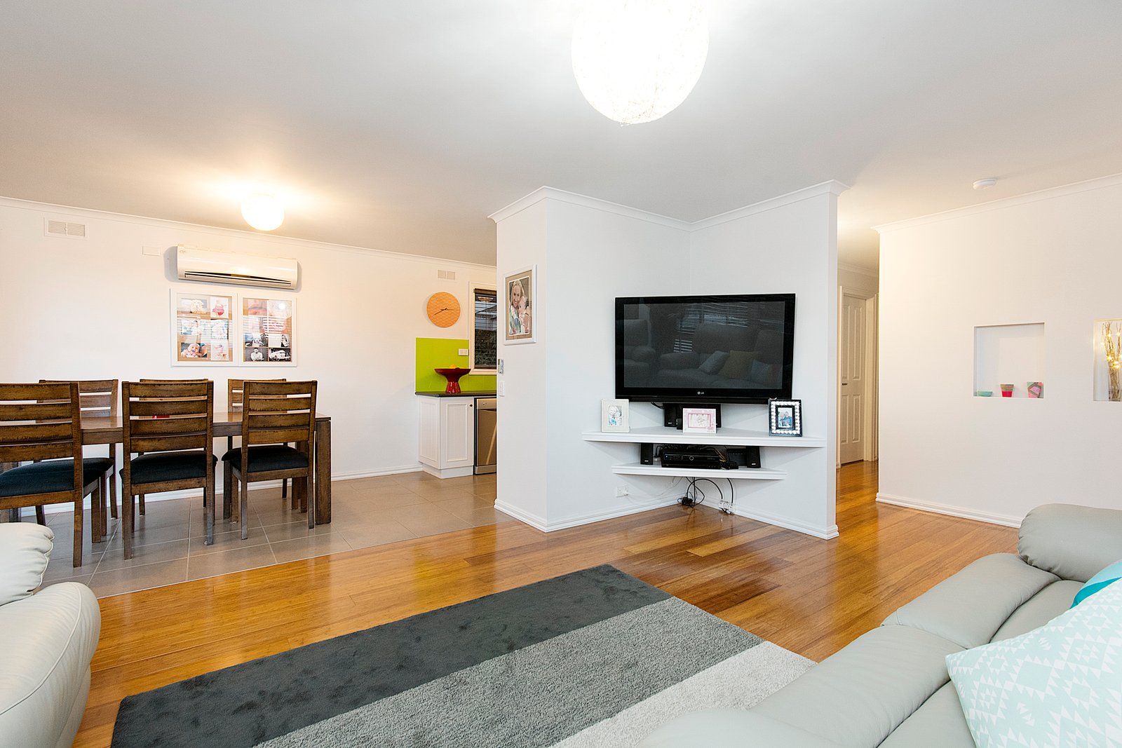 Gallery: 14 Springhurst Crescent