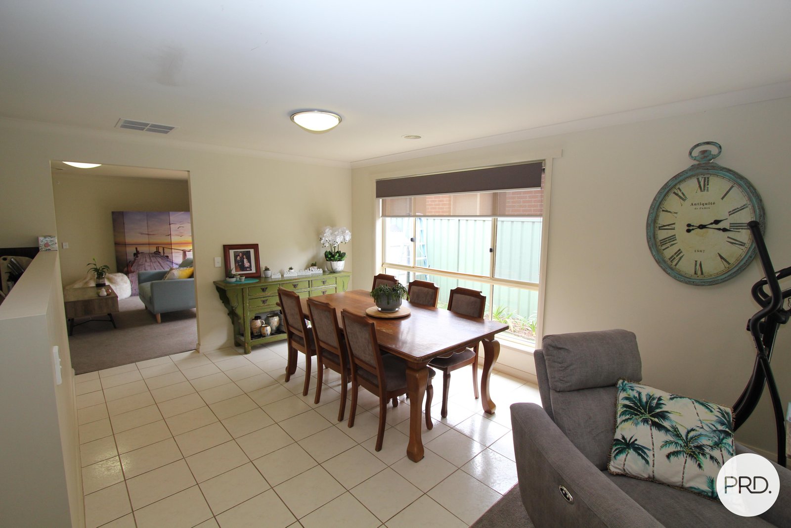 14 St Clare Avenue LAKE GARDENS 4