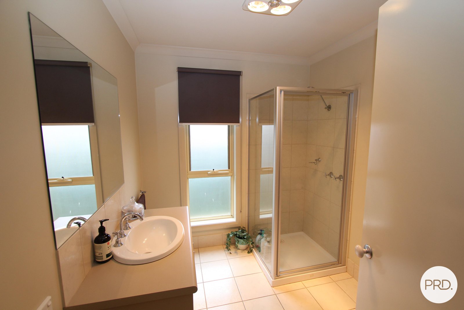 14 St Clare Avenue LAKE GARDENS 7
