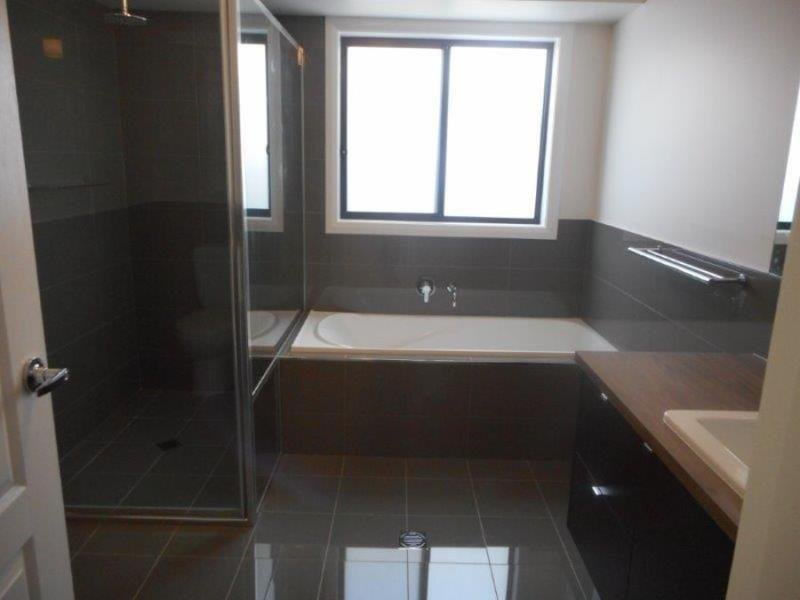 14 St Pauls Place ESTELLA 3