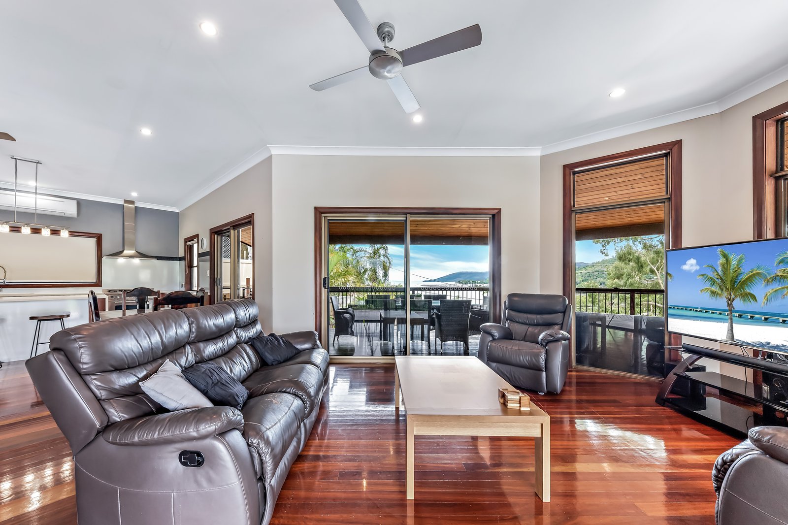 14 Stewart Drive CANNONVALE 10