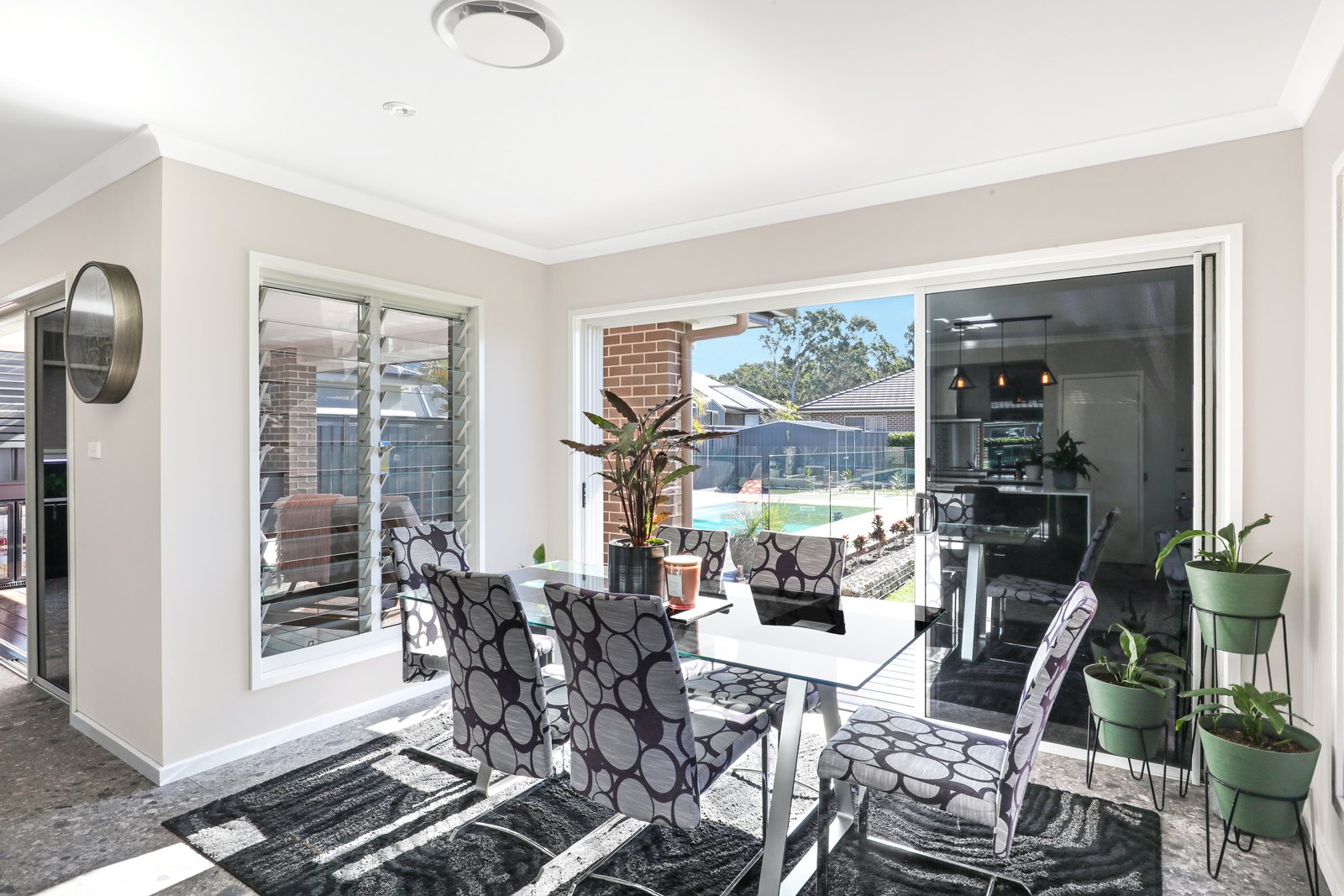 14 Stockyard Crescent HORSLEY 9