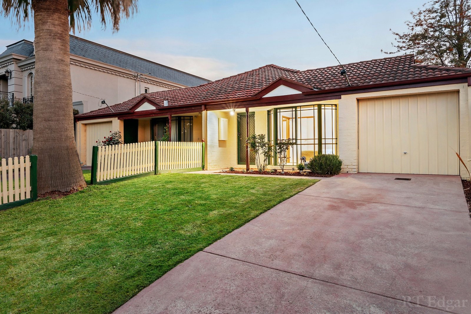 Real Estate and Property in 1/4 Straughan Street, Glen Iris, VIC