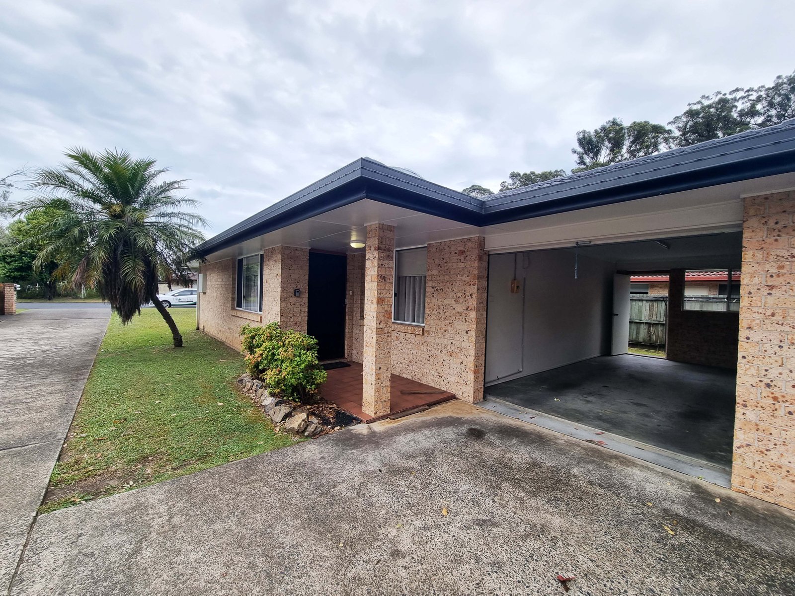 1/4 Sunbird Crescent BOAMBEE EAST 1