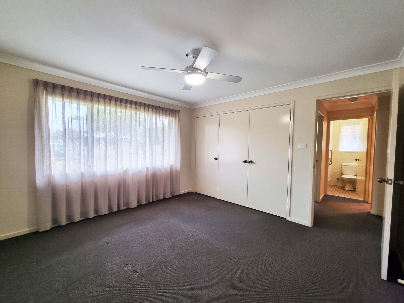 1/4 Sunbird Crescent BOAMBEE EAST 17