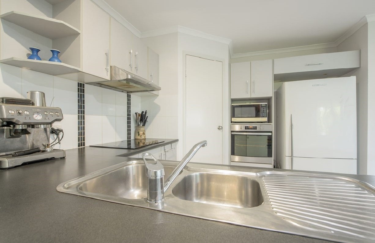 14 Surita Court BOYNE ISLAND 11