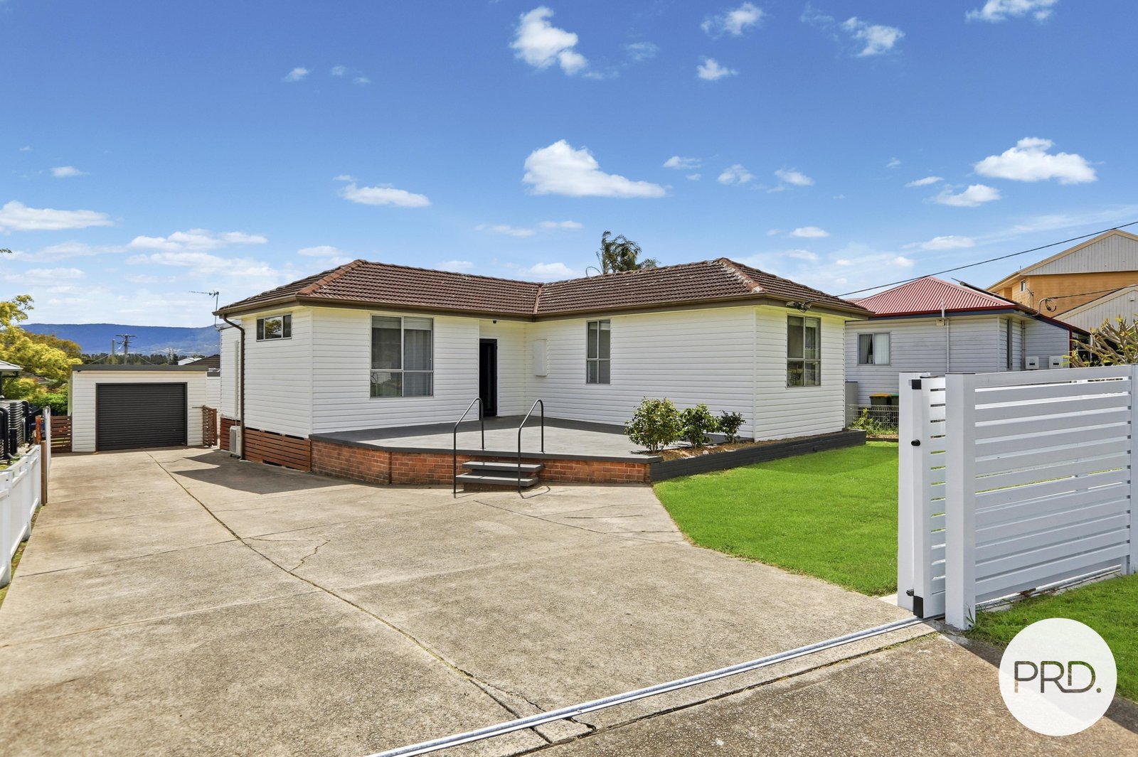 14 Sussex Street BERKELEY 4