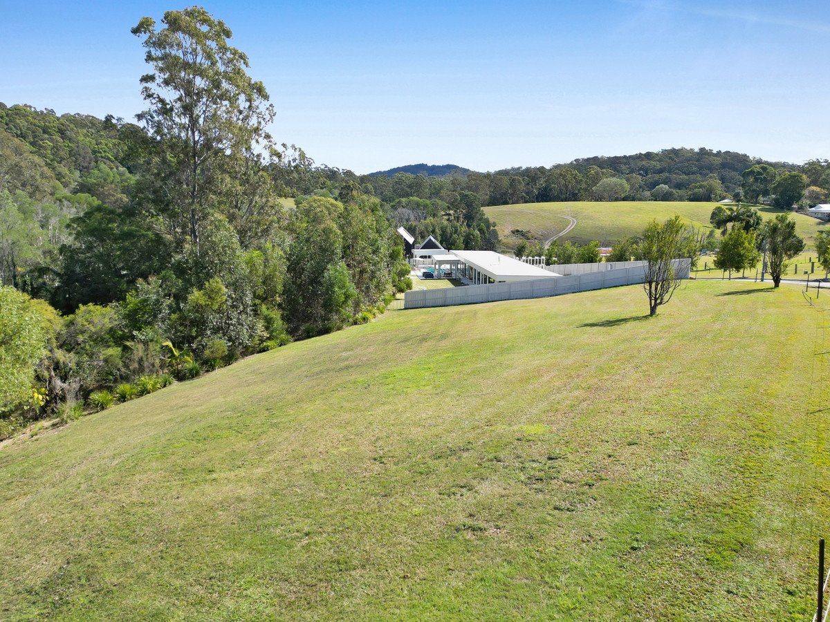 14 Tally Springs Drive Tallebudgera 8