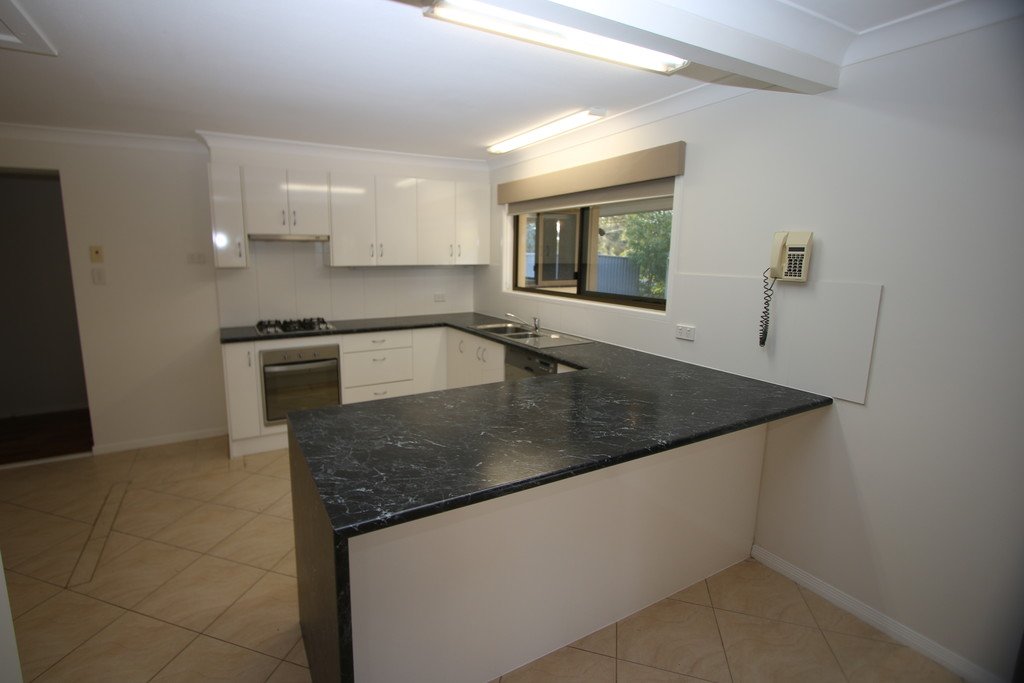 14 Tasman Avenue MOLENDINAR 2