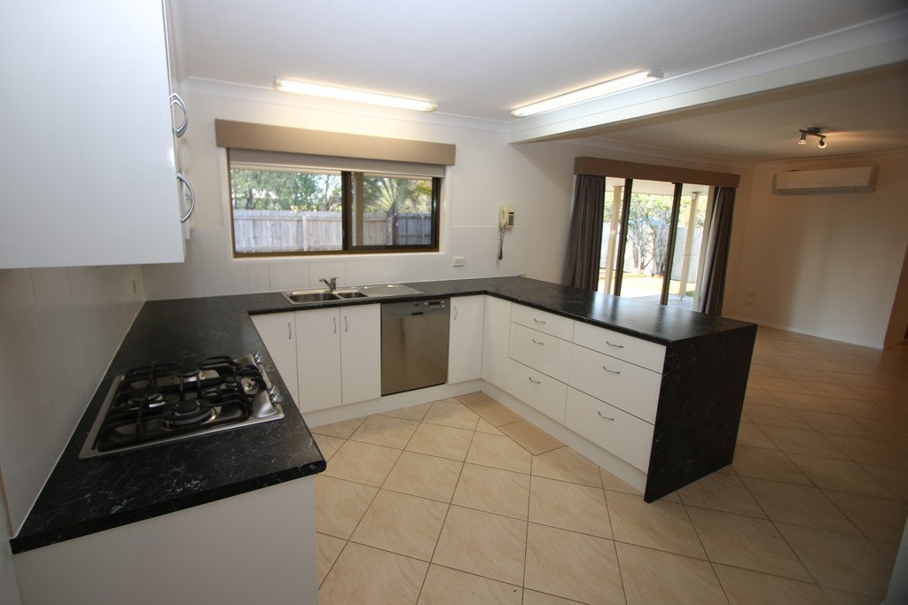 14 Tasman Avenue MOLENDINAR 3