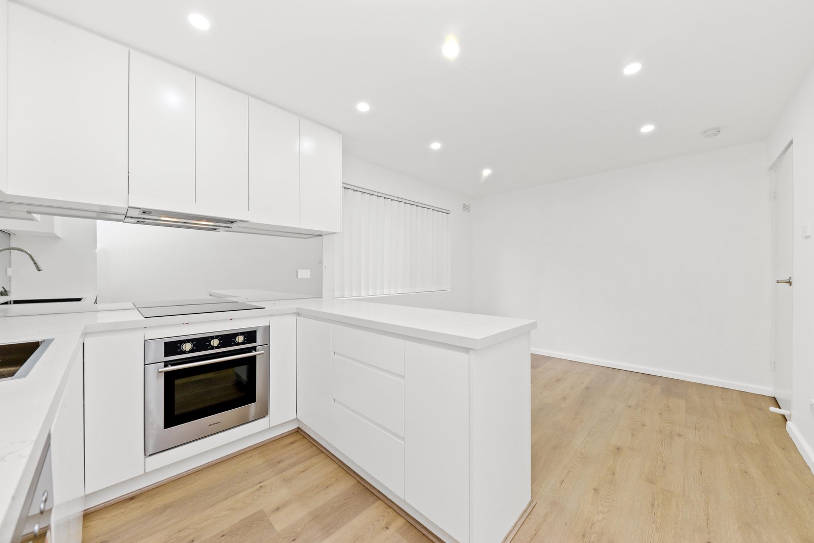 1/4 Templeman Crescent HILLSDALE 3