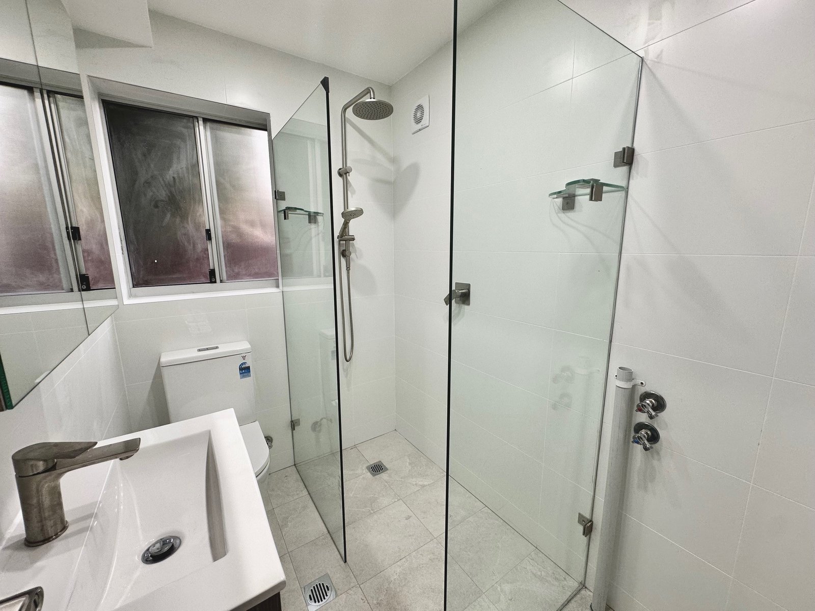 1/4 Templeman Crescent HILLSDALE 5