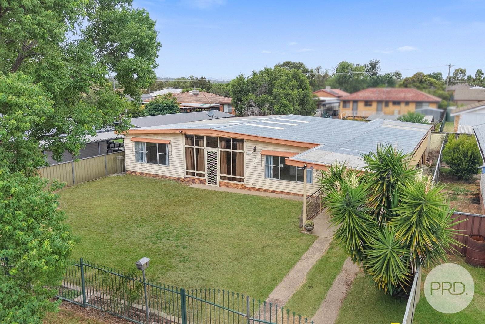 14 Terry Street TAMWORTH 3