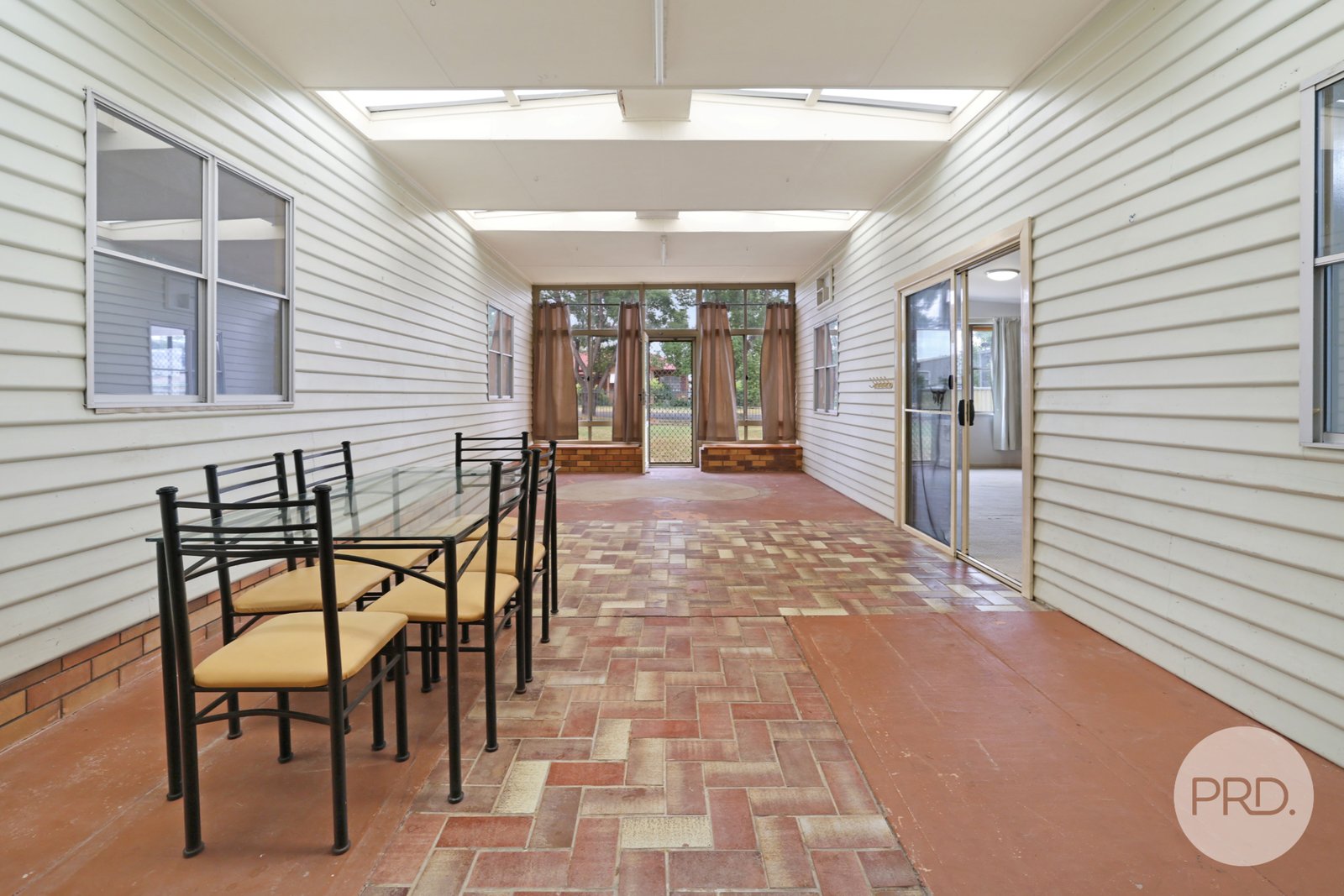 14 Terry Street TAMWORTH 6