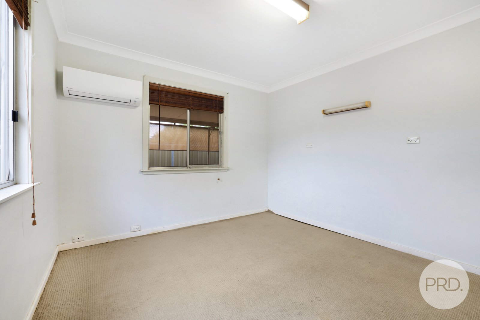 14 Terry Street TAMWORTH 17