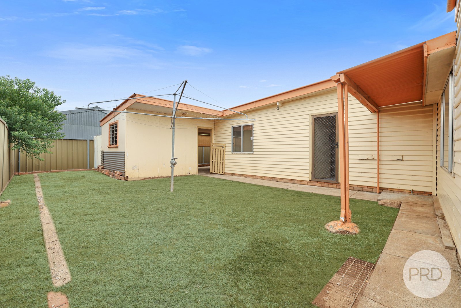 14 Terry Street TAMWORTH 22