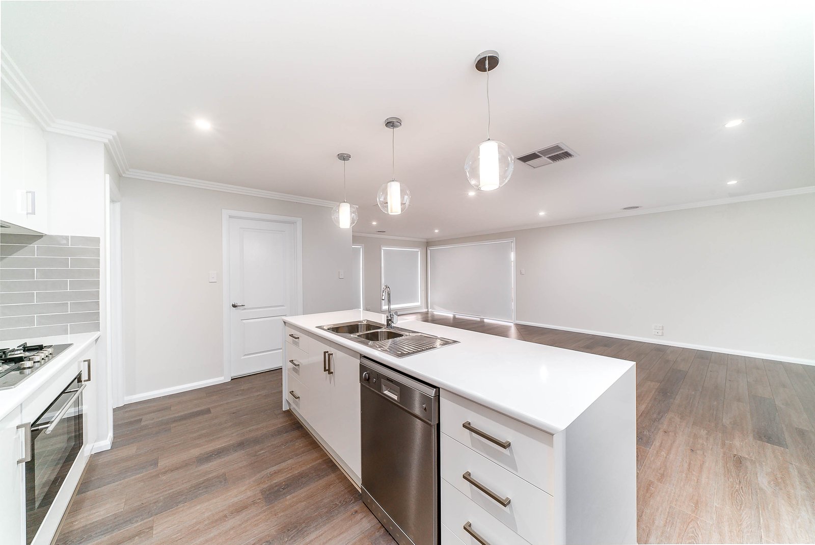 14 Thane Court LLOYD 6