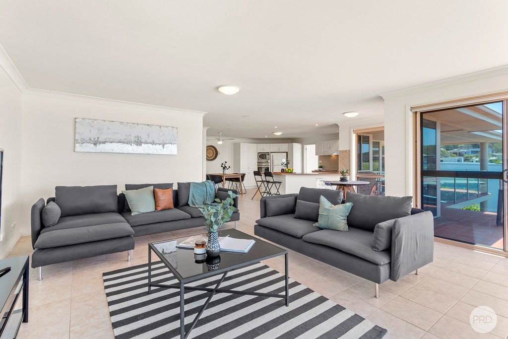 14 The Mainsail  BOAT HARBOUR 12