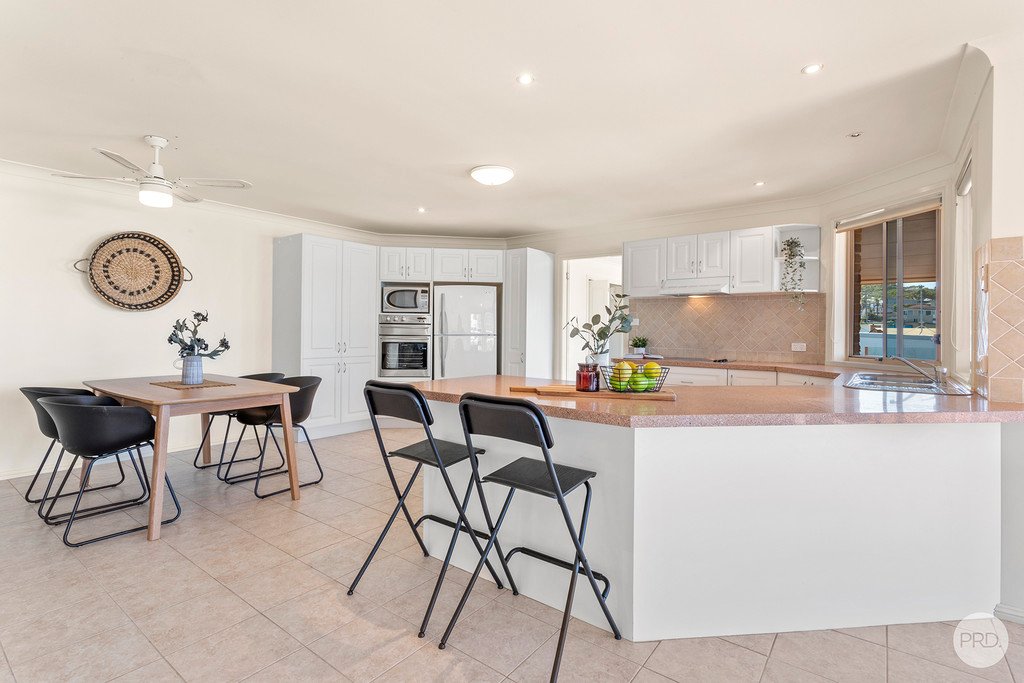 14 The Mainsail  BOAT HARBOUR 14