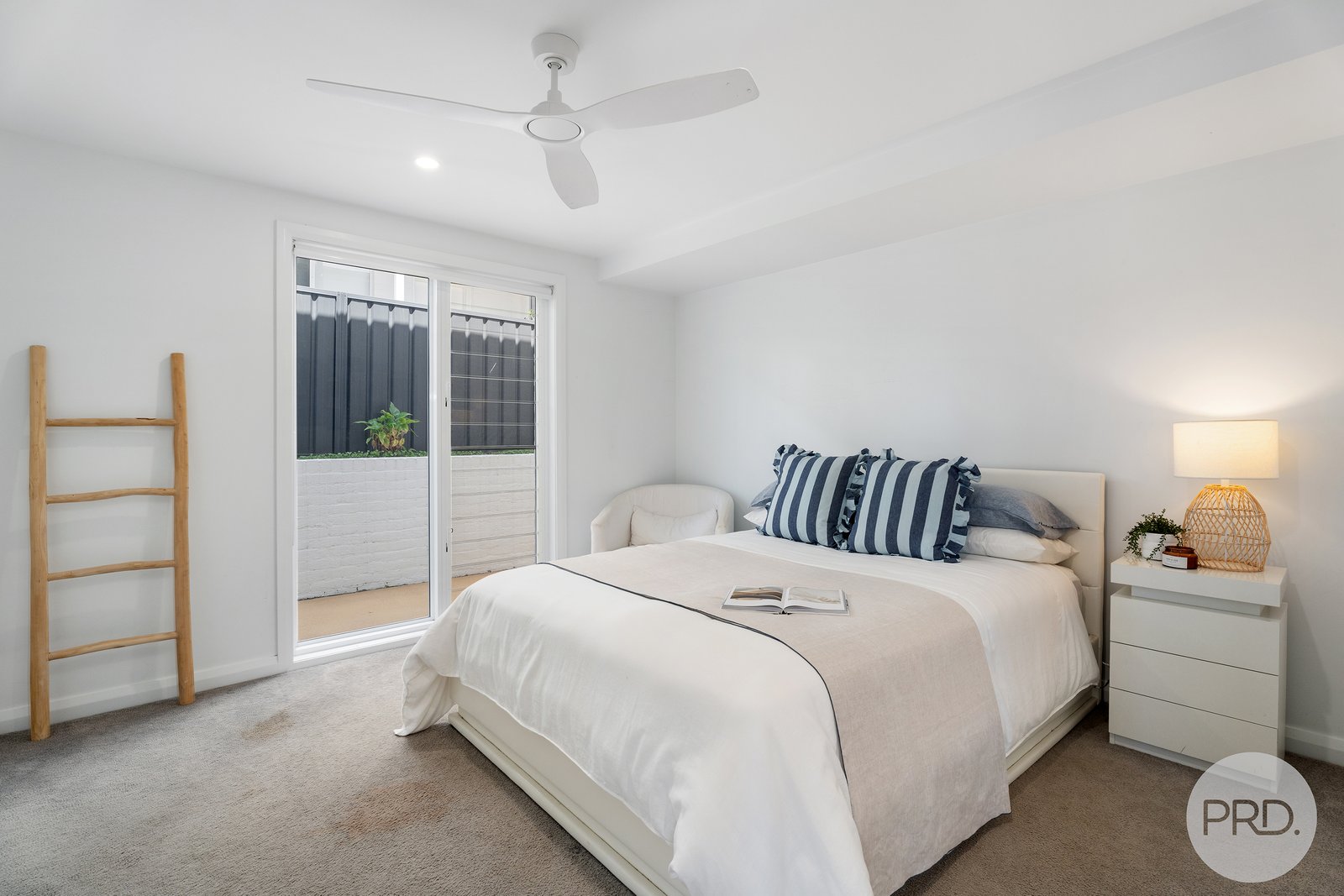 14 The Mainsail  BOAT HARBOUR 25