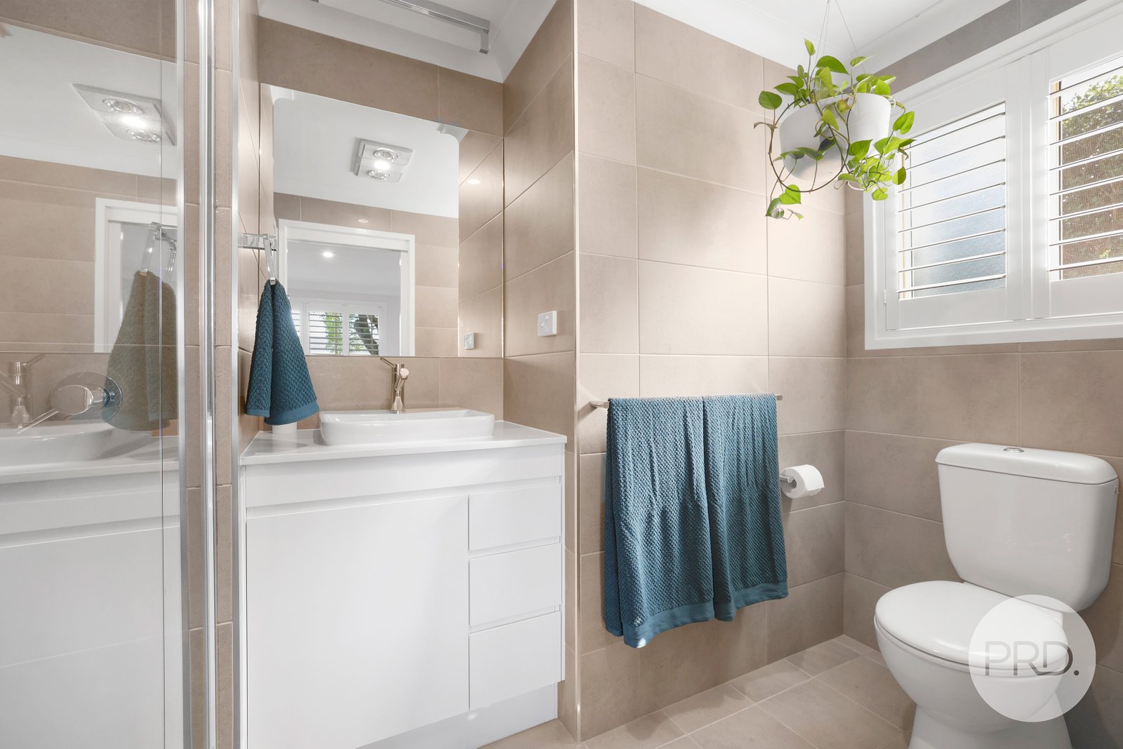 14 The Mews TAMWORTH 5