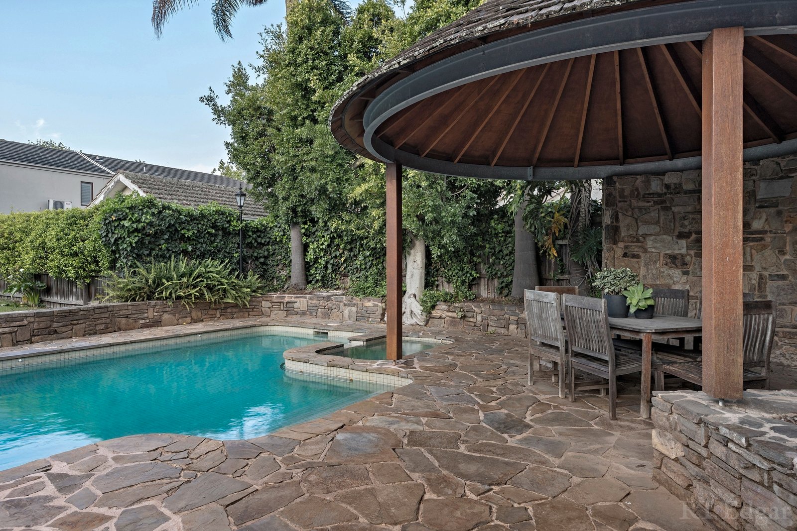 Real Estate and Property in 14 The Ridge, Canterbury, VIC