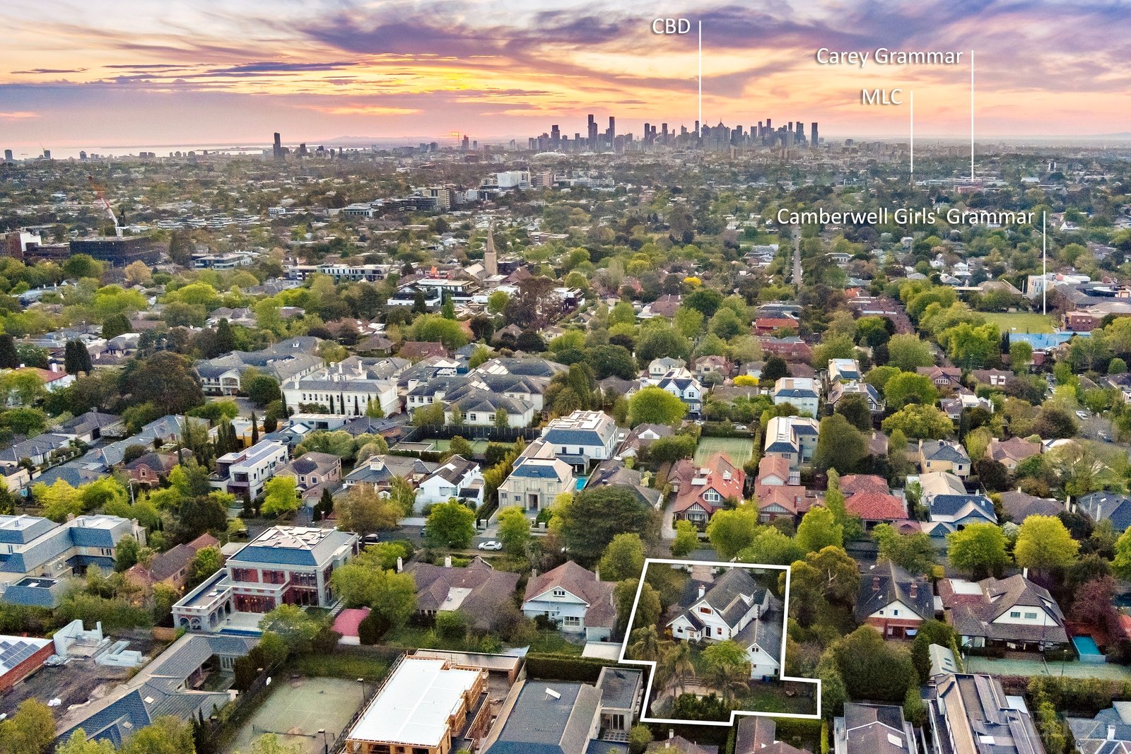 Real Estate and Property in 14 The Ridge, Canterbury, VIC